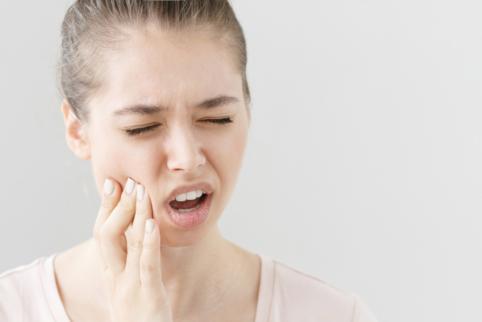 Serramento dentale sintomi